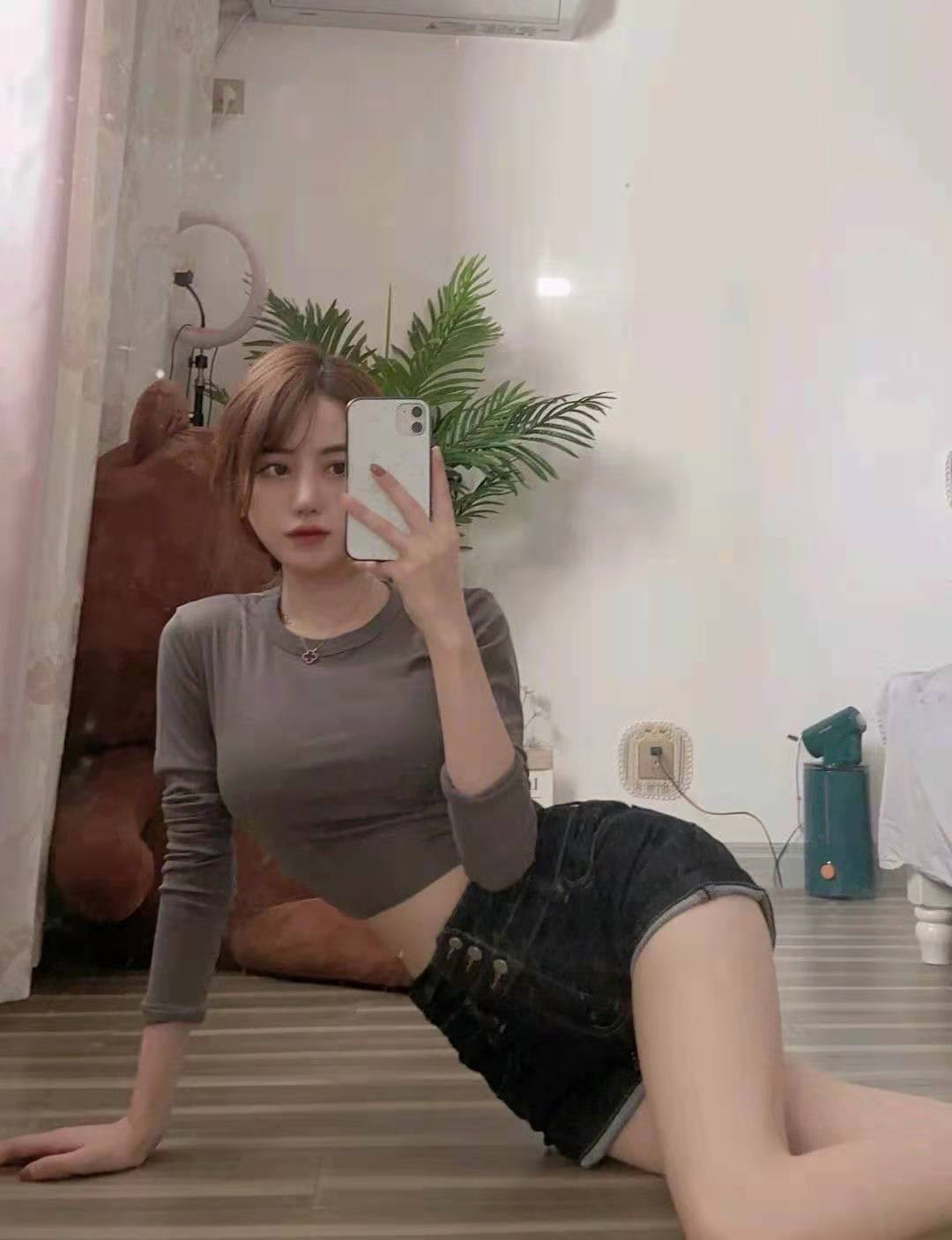 新来性感气质妹妹~很懂男人心~保证真实